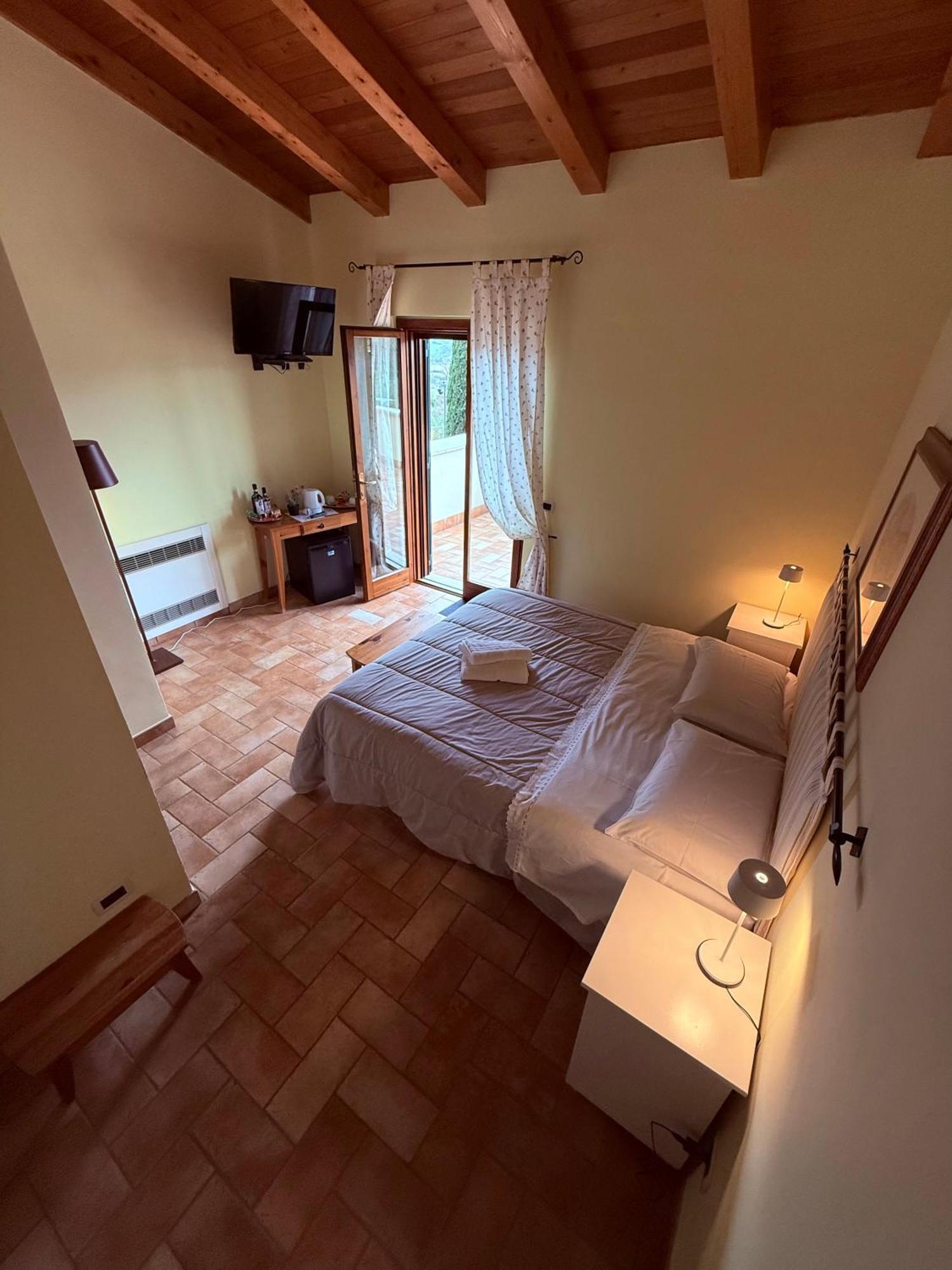 Bed and breakfast Casale Terre Rosse *